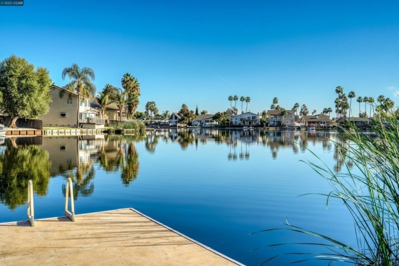 Dock Installation detail
